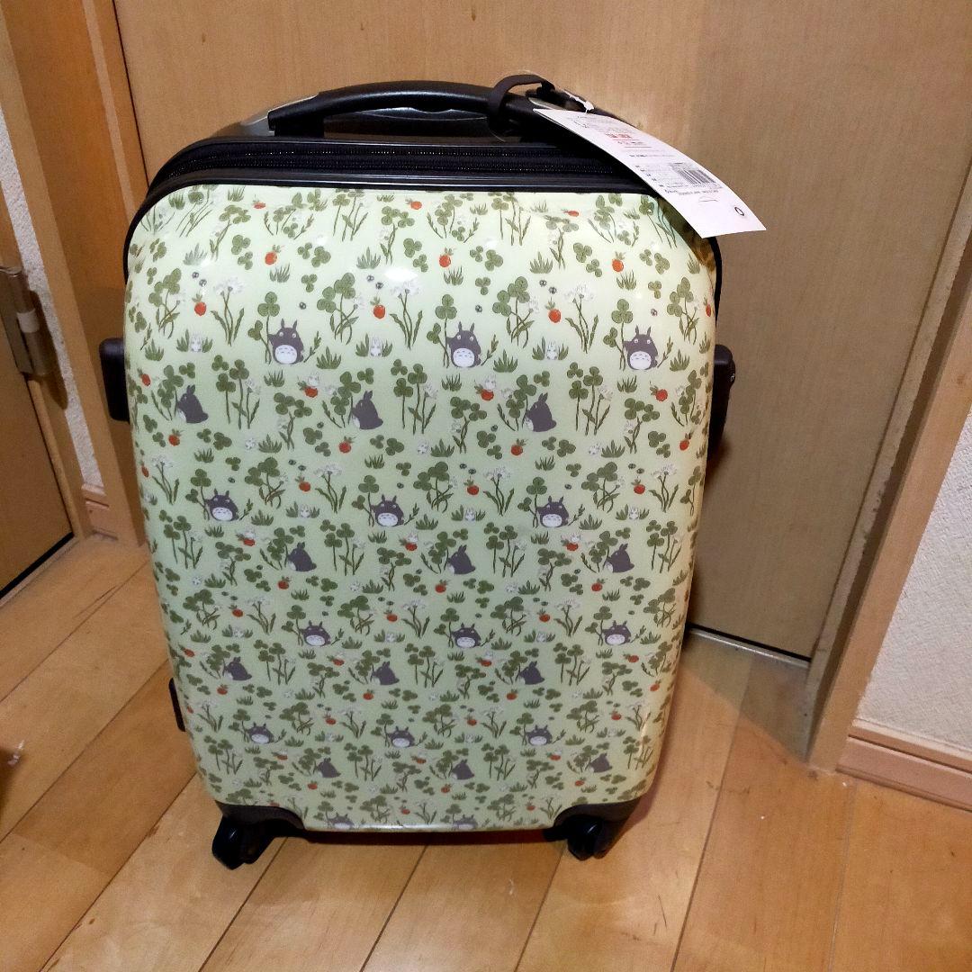 スタジオジブリ　となりのトトロ トトロクローバーシリーズ キャリーケースS となりのトトロ トトロクローバーシリーズ キャリーケースS | どんぐり